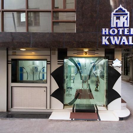 Hotel Kwality New Delhi Buitenkant foto