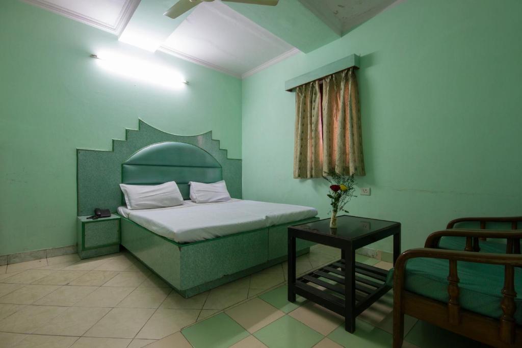 Hotel Kwality New Delhi Buitenkant foto