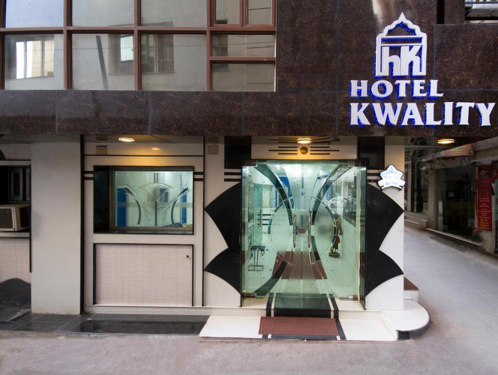 Hotel Kwality New Delhi Buitenkant foto