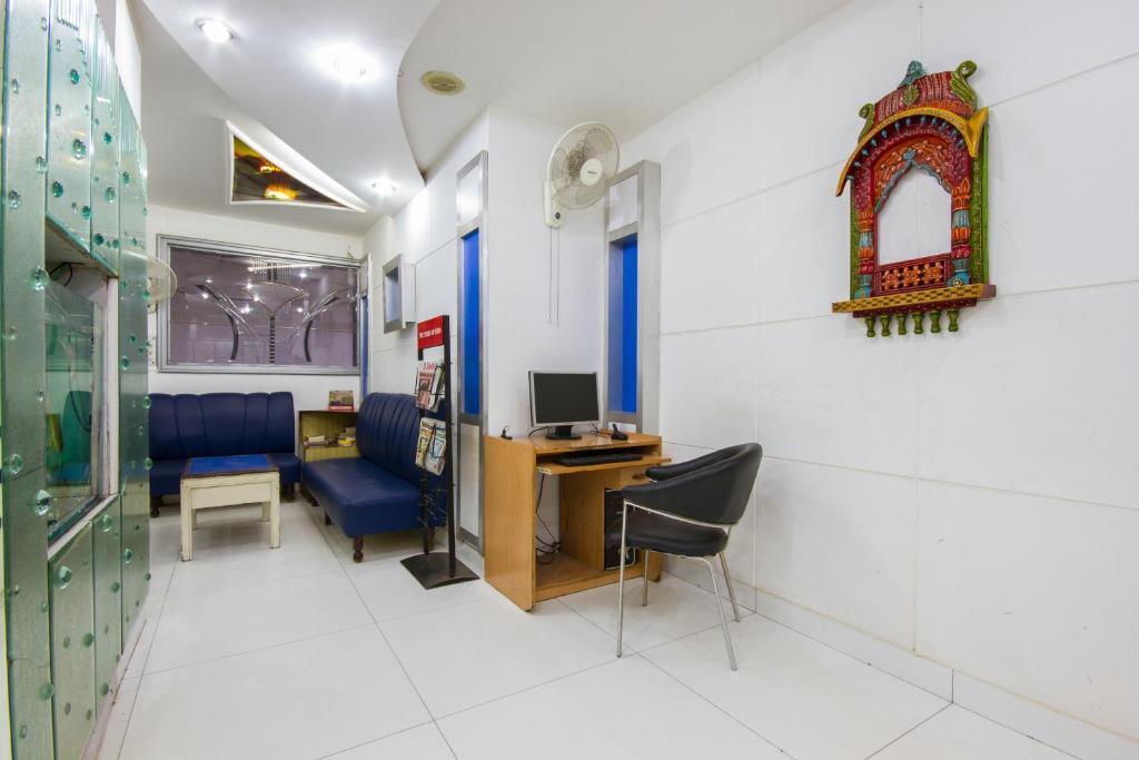 Hotel Kwality New Delhi Buitenkant foto
