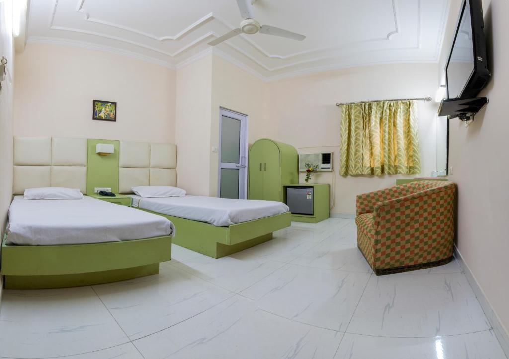 Hotel Kwality New Delhi Buitenkant foto